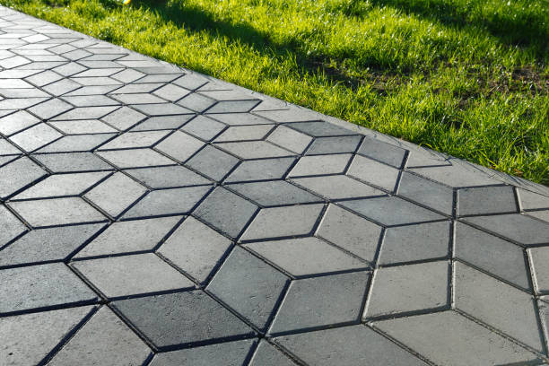 Best Commercial Driveway Pavers  in Leawood, KS